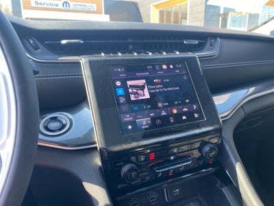 2023 Jeep Grand Cherokee Altitude 4x4