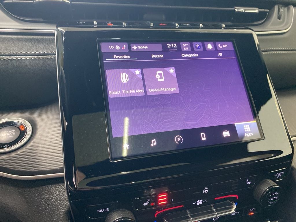 2025 Jeep Grand Cherokee GRAND CHEROKEE LAREDO X 4X4