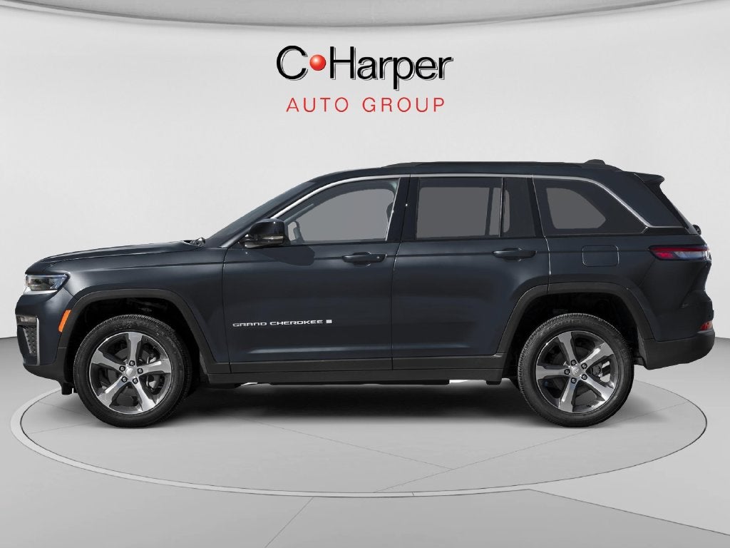 2027 Jeep Grand Cherokee Laredo
