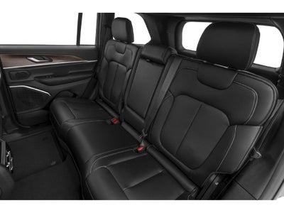 2027 Jeep Grand Cherokee Laredo