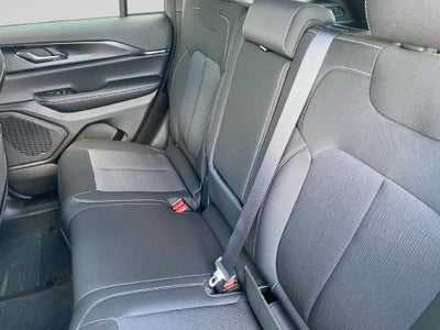 2027 Jeep Grand Cherokee Laredo X