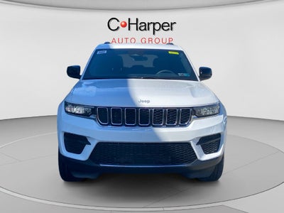 2027 Jeep Grand Cherokee Laredo