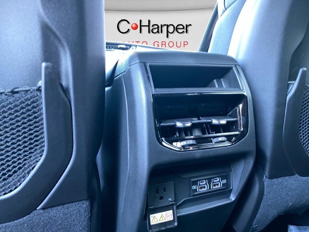 2027 Jeep Grand Cherokee Laredo X