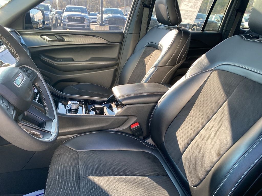 2023 Jeep Grand Cherokee Altitude 4x4