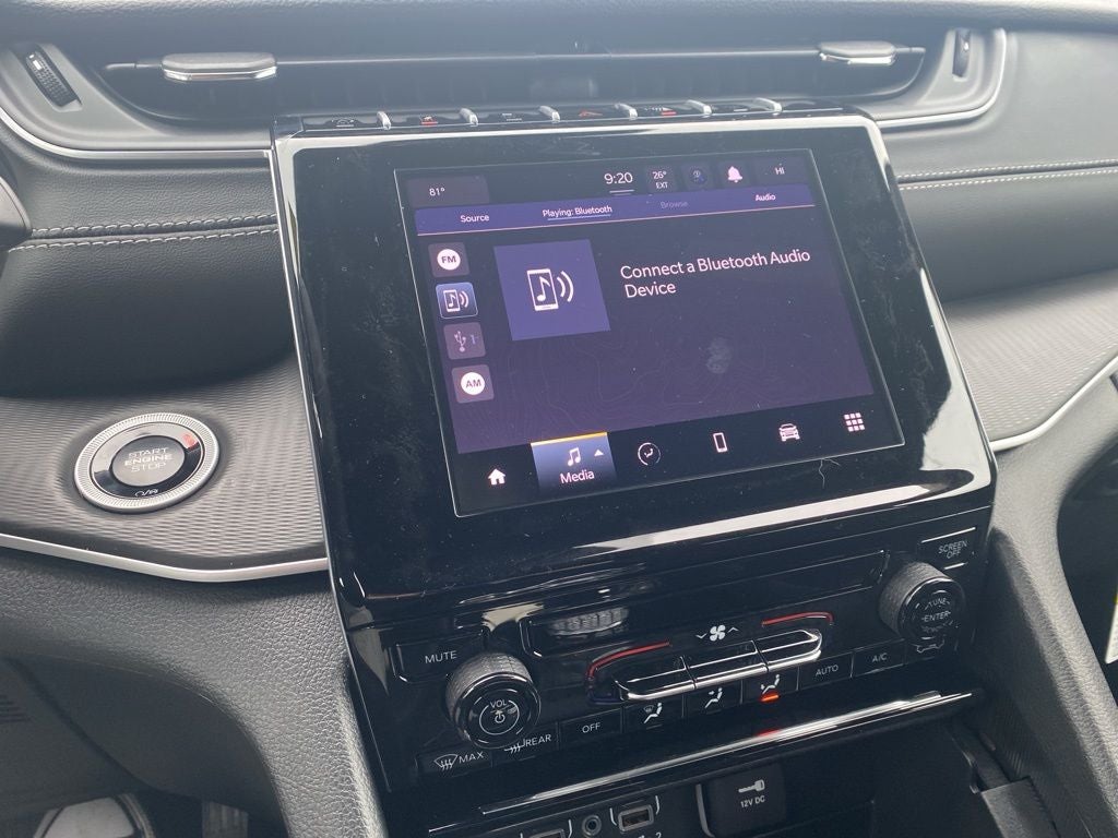 2026 Jeep Grand Cherokee GRAND CHEROKEE LAREDO 4X4