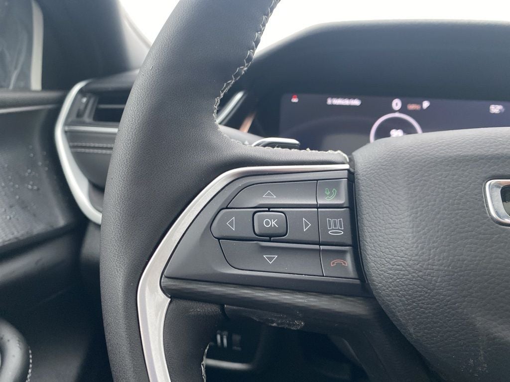 2026 Jeep Grand Cherokee GRAND CHEROKEE LAREDO X 4X4