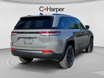 2027 Jeep Grand Cherokee Laredo Altitude