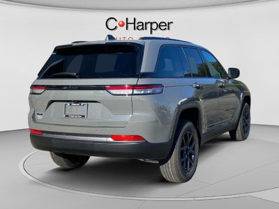 2027 Jeep Grand Cherokee Laredo Altitude