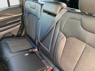 2027 Jeep Grand Cherokee Laredo Altitude