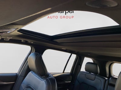 2027 Jeep Grand Cherokee Laredo Altitude