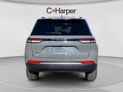 2027 Jeep Grand Cherokee Laredo Altitude