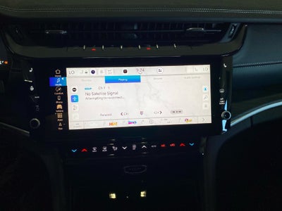 2027 Jeep Grand Cherokee Laredo Altitude