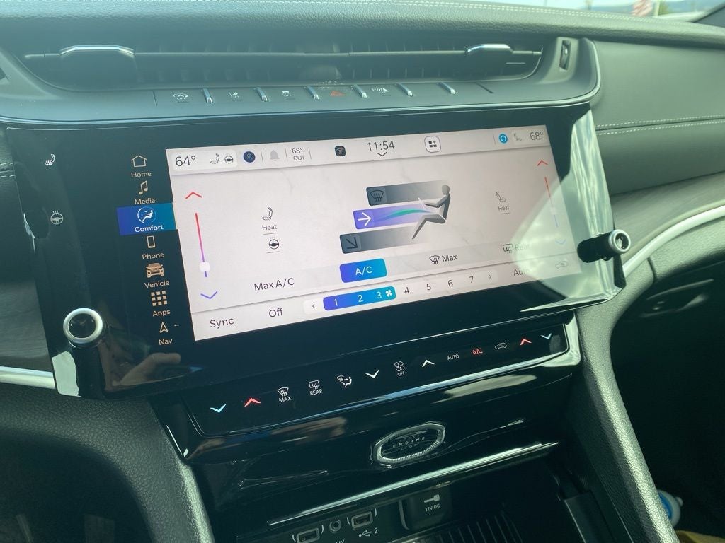 2026 Jeep Grand Cherokee GRAND CHEROKEE LAREDO ALTITUDE 4X4