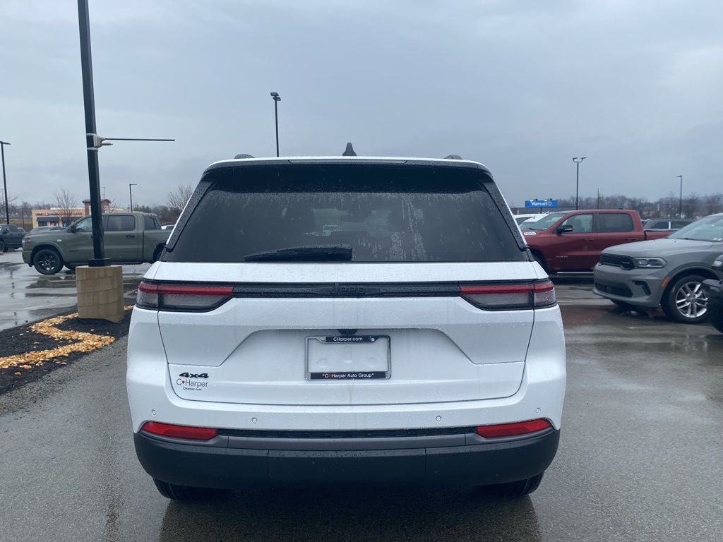 2026 Jeep Grand Cherokee GRAND CHEROKEE LAREDO ALTITUDE 4X4