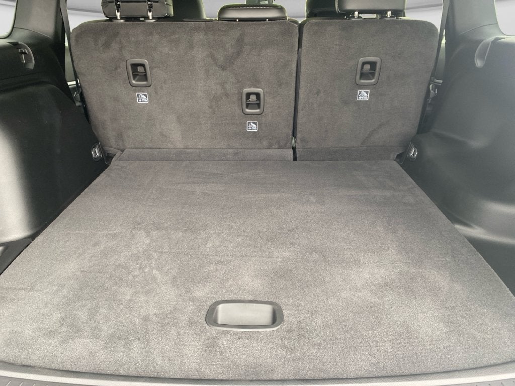 2027 Jeep Grand Cherokee Laredo Altitude