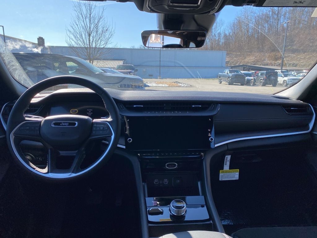 2026 Jeep Grand Cherokee GRAND CHEROKEE ALTITUDE 4X4