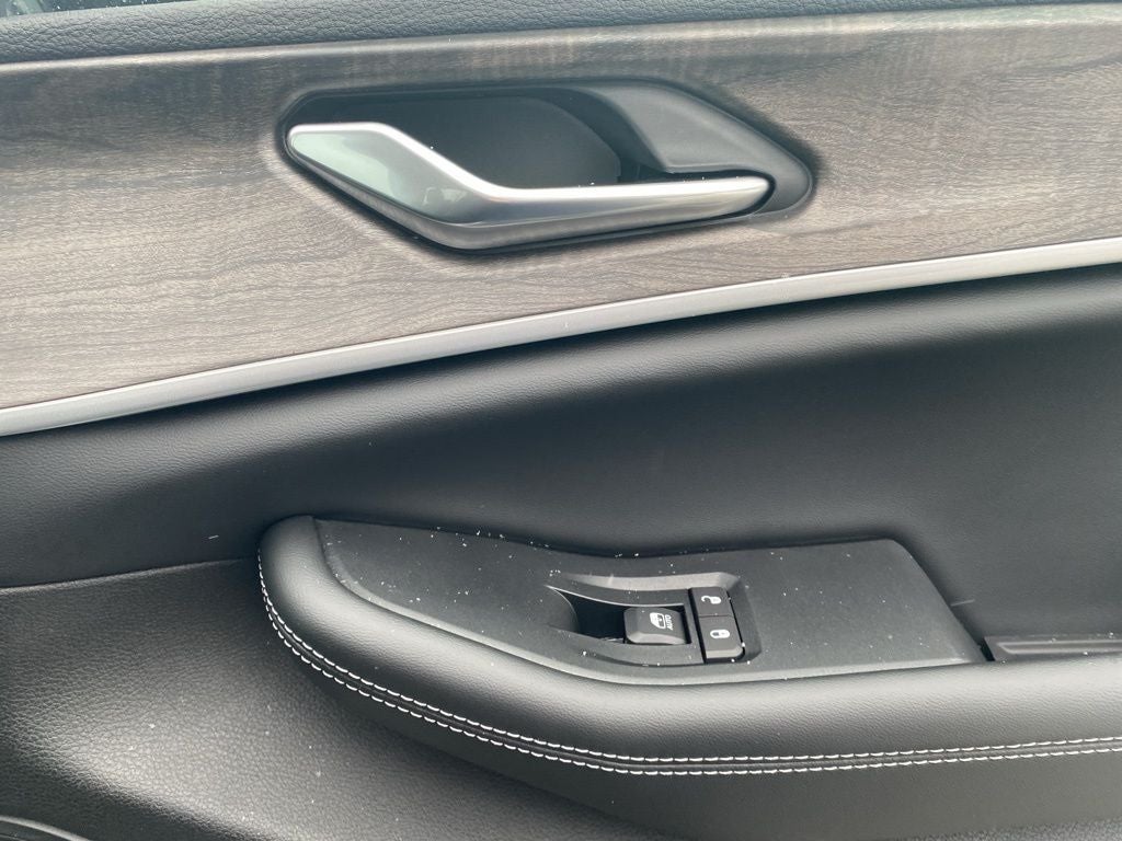 2026 Jeep Grand Cherokee GRAND CHEROKEE ALTITUDE 4X4