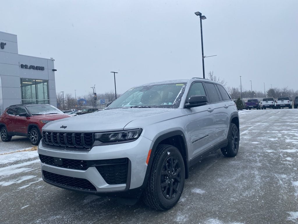2026 Jeep Grand Cherokee GRAND CHEROKEE ALTITUDE 4X4