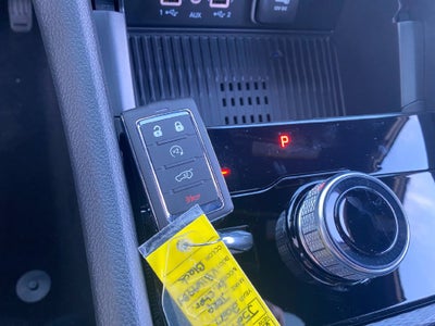 2027 Jeep Grand Cherokee Laredo Altitude
