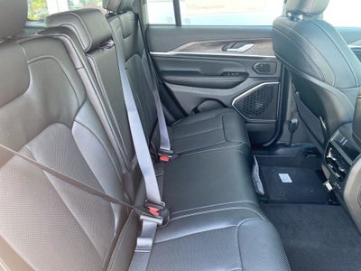 2026 Jeep Grand Cherokee Limited Reserve