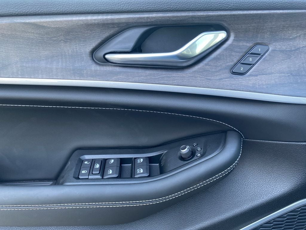 2026 Jeep Grand Cherokee Limited Reserve