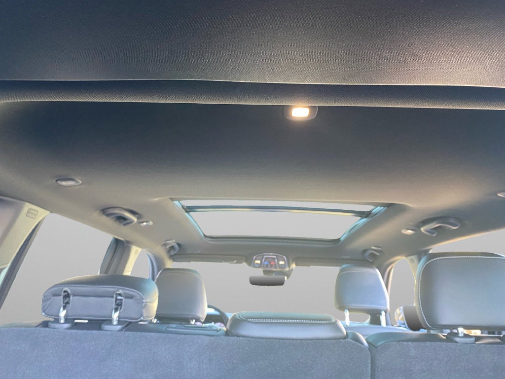 2027 Jeep Grand Cherokee Limited Reserve