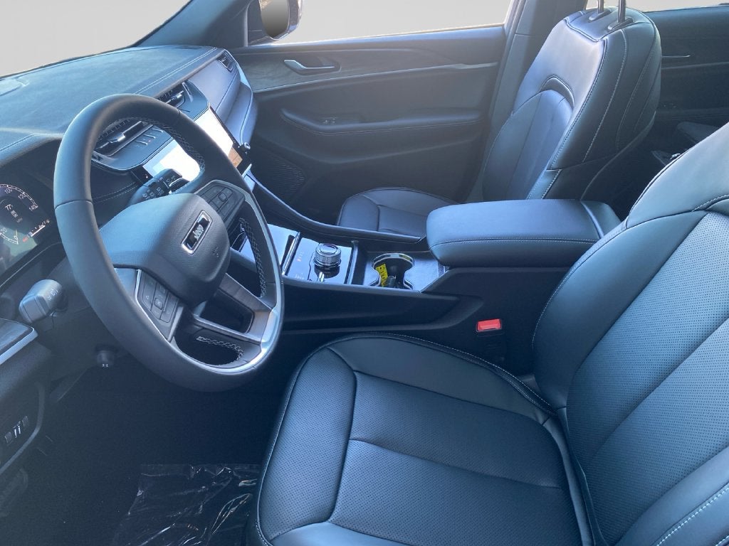 2027 Jeep Grand Cherokee Limited Reserve
