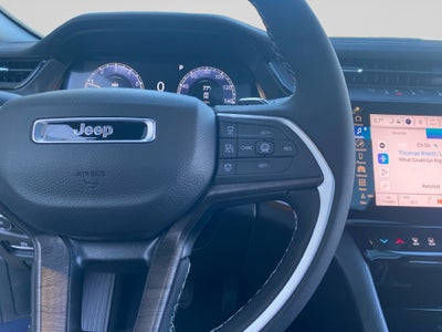 2027 Jeep Grand Cherokee Limited Reserve