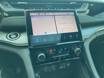 2022 Jeep Grand Cherokee Overland 4x4