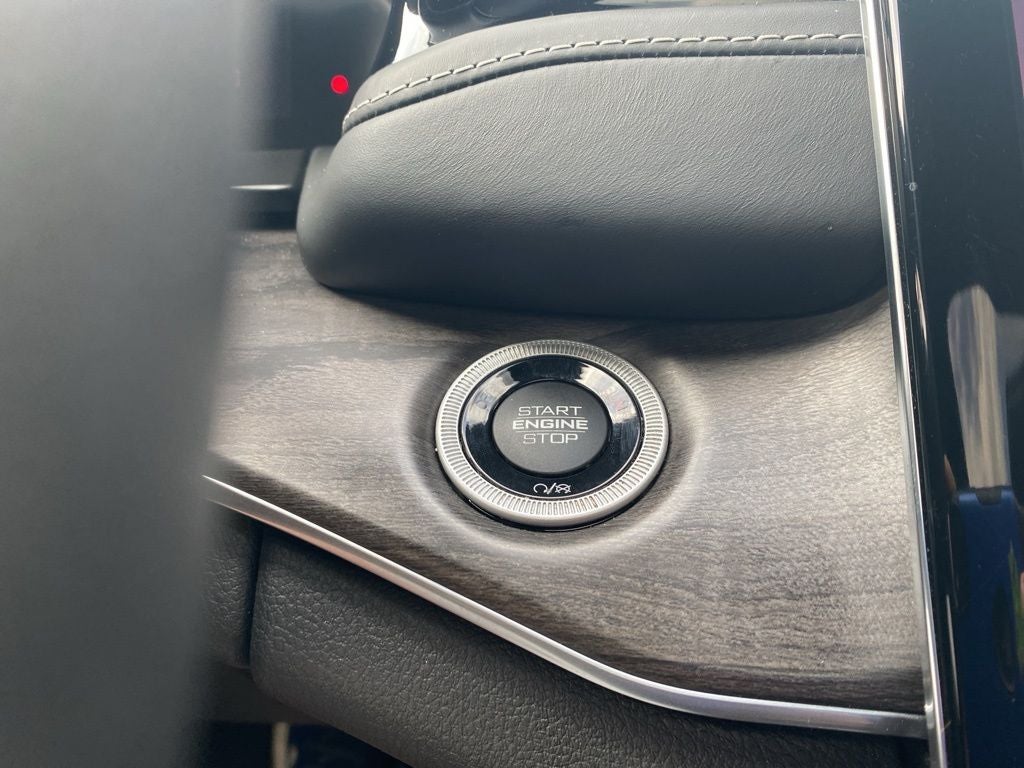 2022 Jeep Grand Cherokee Overland