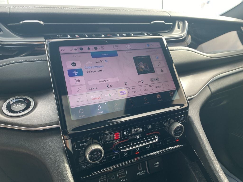 2022 Jeep Grand Cherokee Overland