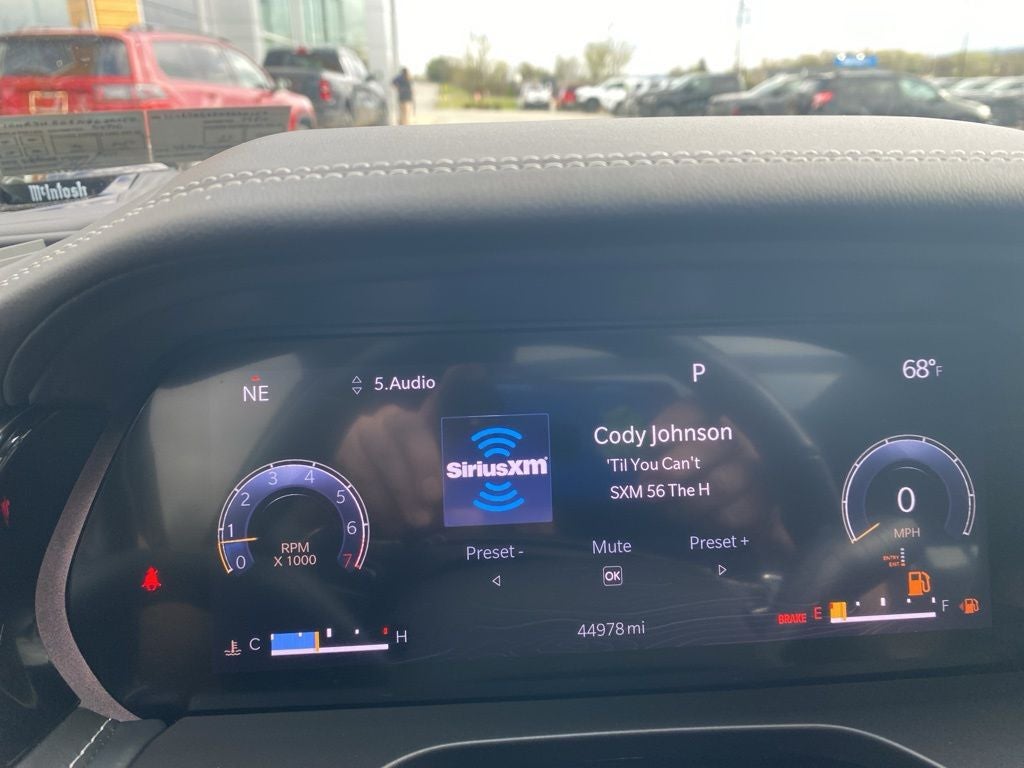 2022 Jeep Grand Cherokee Overland