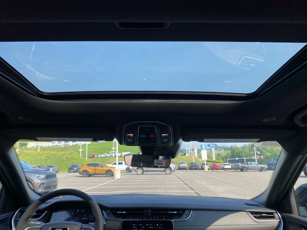 2025 Jeep Grand Cherokee L GRAND CHEROKEE L ALTITUDE X 4X4