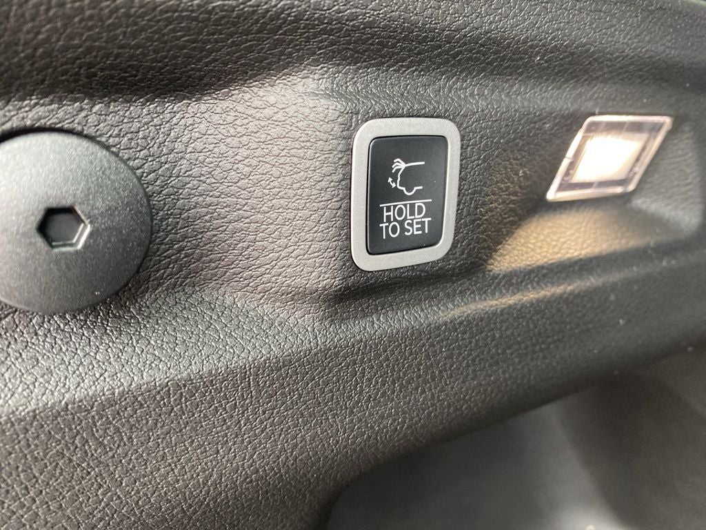 2025 Jeep Grand Cherokee L GRAND CHEROKEE L ALTITUDE X 4X4