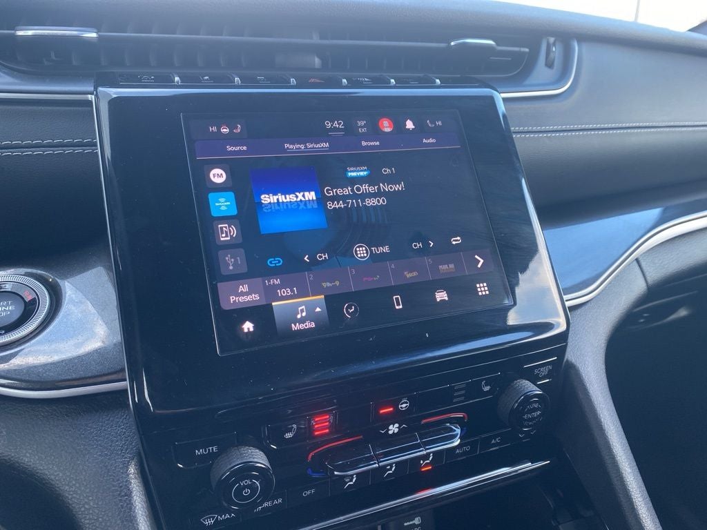 2023 Jeep Grand Cherokee L Altitude 4x4