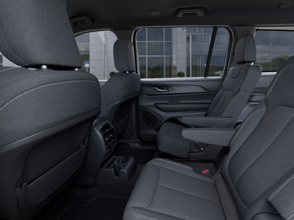 2026 Jeep Grand Cherokee L GRAND CHEROKEE L LAREDO X 4X4