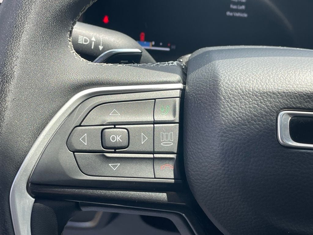 2023 Jeep Grand Cherokee L Laredo