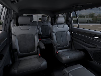 2027 Jeep Grand Cherokee L Laredo Altitude