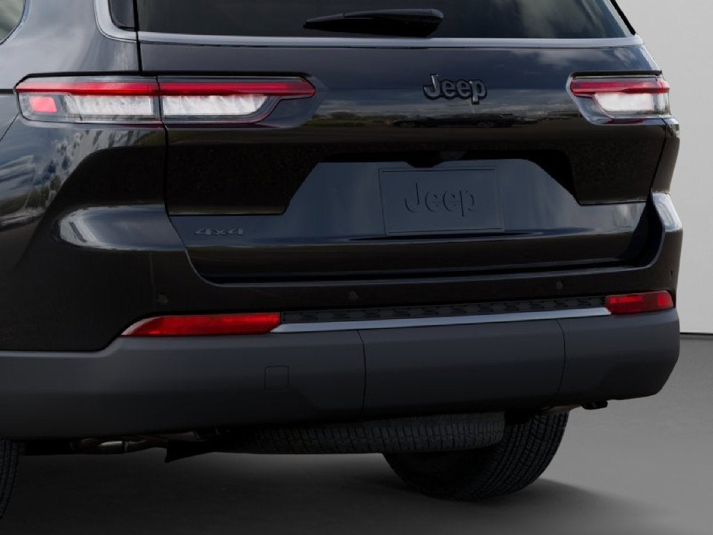 2027 Jeep Grand Cherokee L Laredo Altitude