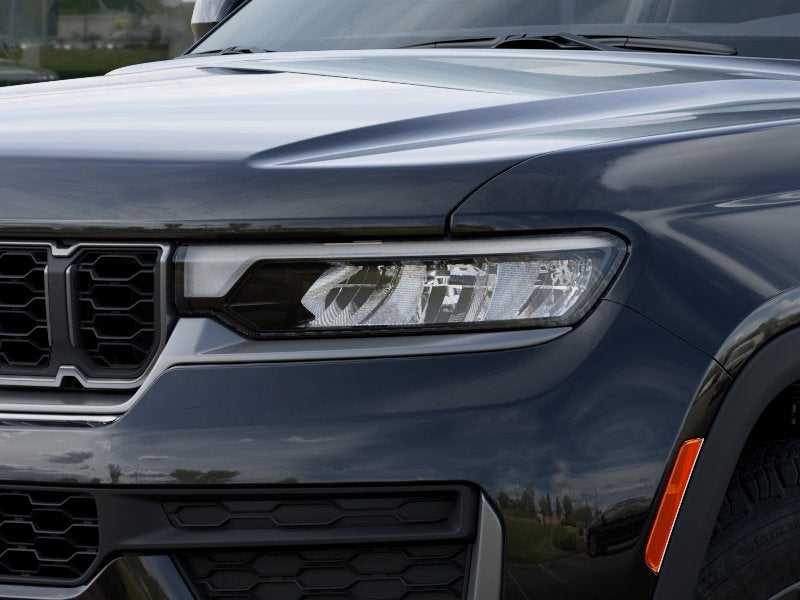 2027 Jeep Grand Cherokee L Laredo Altitude