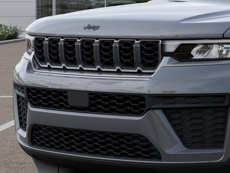2027 Jeep Grand Cherokee L Laredo Altitude
