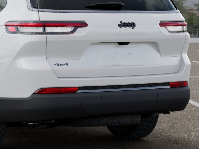 2027 Jeep Grand Cherokee L Laredo Altitude