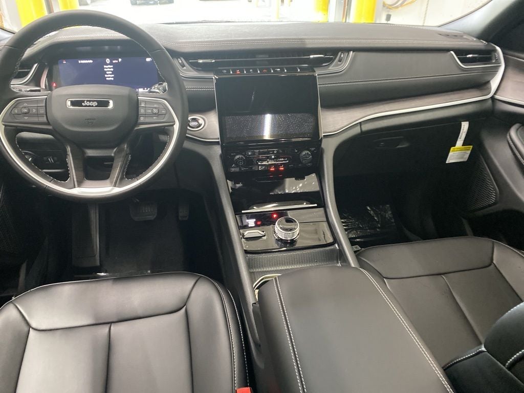 2025 Jeep Grand Cherokee L GRAND CHEROKEE L LIMITED 4X4