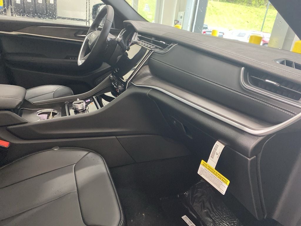 2025 Jeep Grand Cherokee L GRAND CHEROKEE L LIMITED 4X4