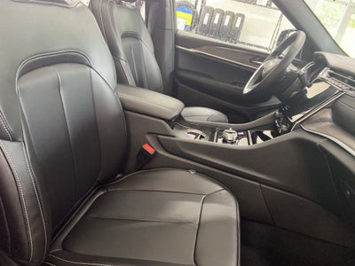 2025 Jeep Grand Cherokee L GRAND CHEROKEE L LIMITED 4X4