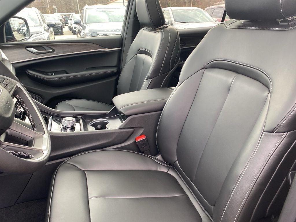 2025 Jeep Grand Cherokee L GRAND CHEROKEE L LIMITED 4X4