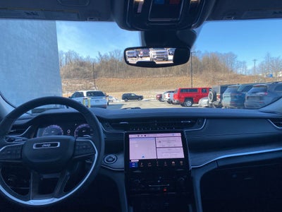 2023 Jeep Grand Cherokee L Limited 4x4