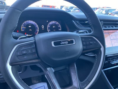 2023 Jeep Grand Cherokee L Limited 4x4