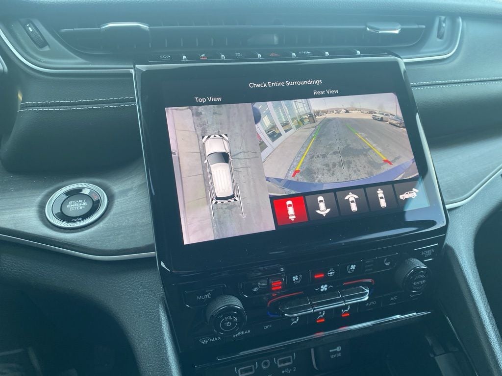 2023 Jeep Grand Cherokee L Limited 4x4