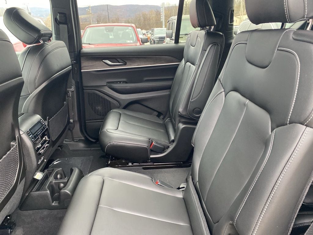 2025 Jeep Grand Cherokee L GRAND CHEROKEE L LIMITED 4X4